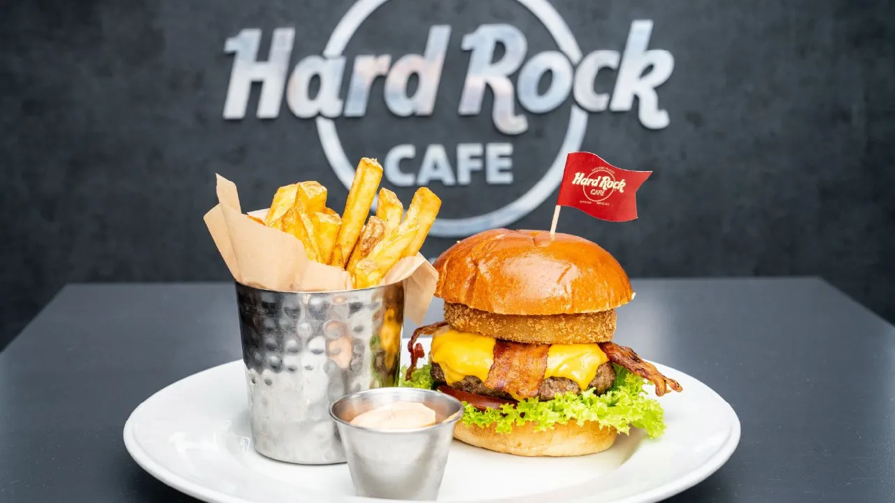 The Ultimate Rocking Combo at Hard Rock Cafe Dubai